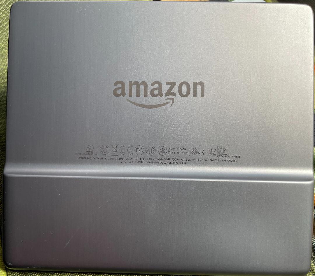 Kindle Oasis 第9世代（2017年モデル）32GB Wi-Fi