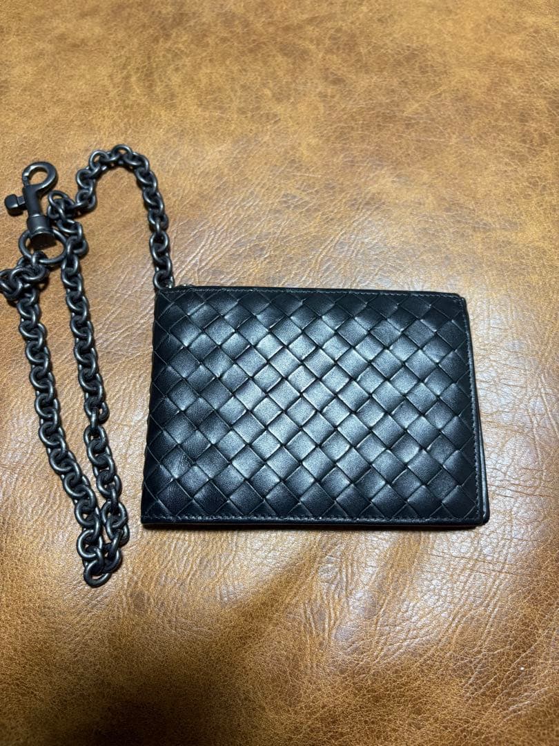ボッテガヴェネタ 二つ折り財布 チェーン付