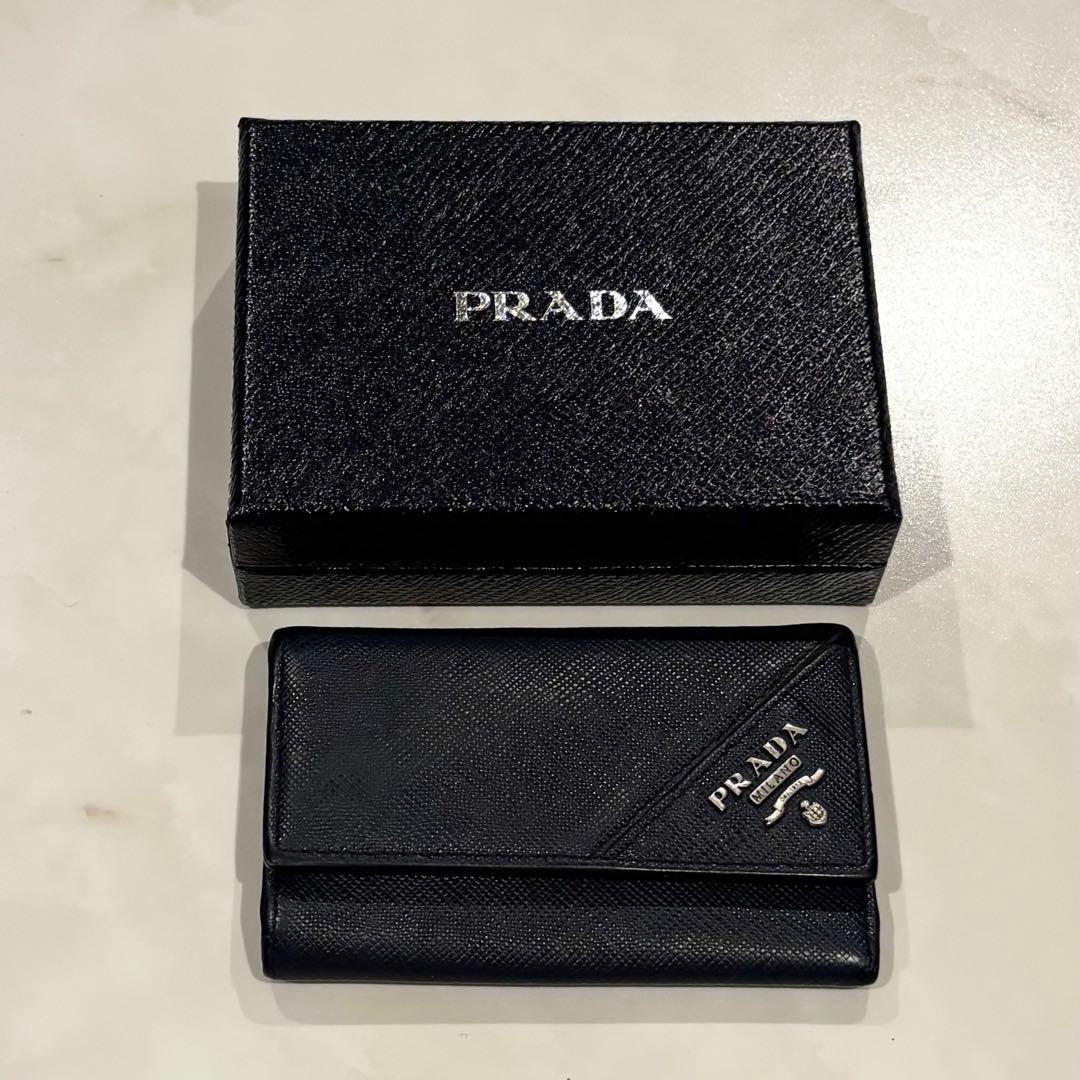 【y0430】PRADA キーケース
