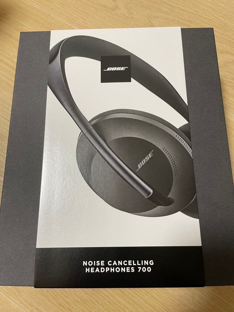Bose Noise Cancelling Headphones 700 新品