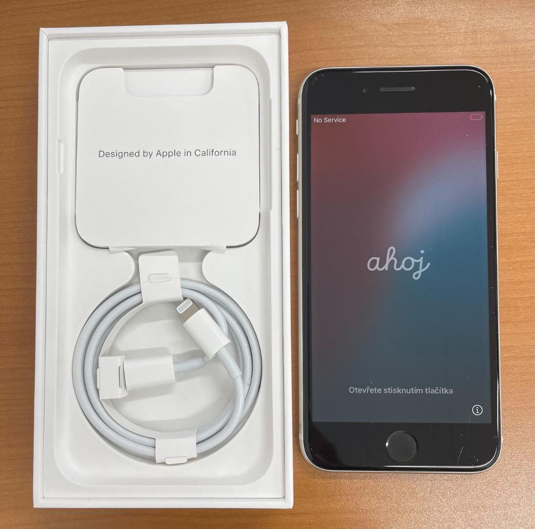 M*i様 動作確認済み iPhone SE 第3世代 64GB ID: K063