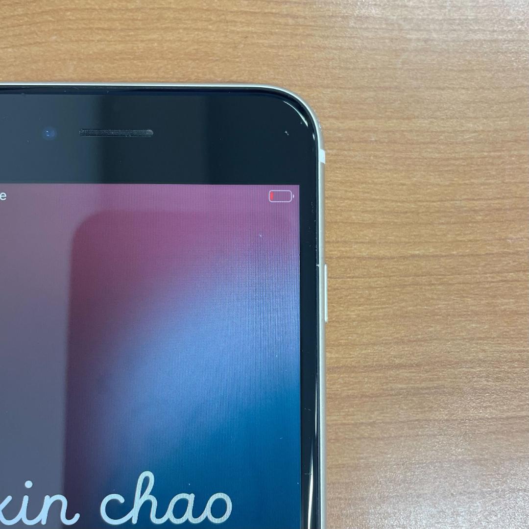 M*i様 動作確認済み iPhone SE 第3世代 64GB ID: K063