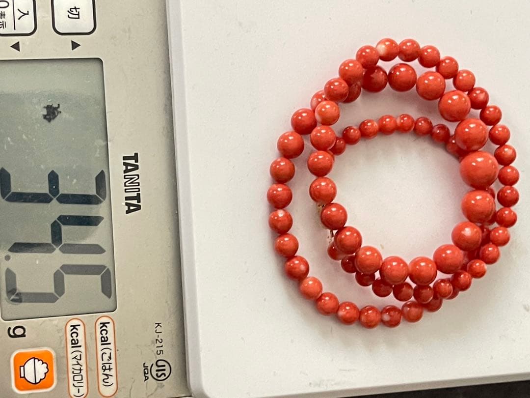 珊瑚サンゴネックレス10.6mm、重约34.5g