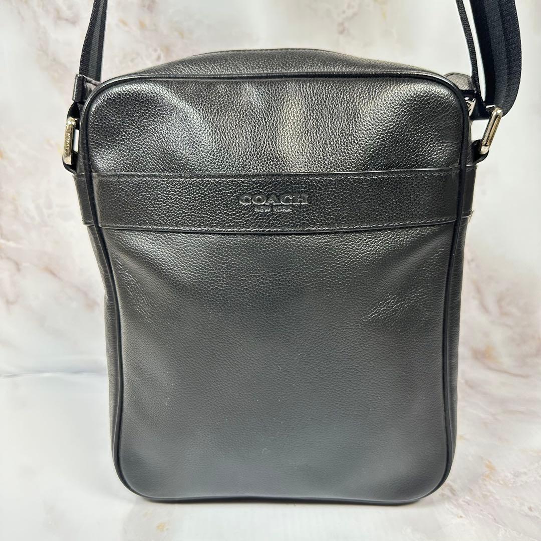 【極美品】　COACH コーチ　ショルダーバッグ　ブラック　本革　斜めがけ