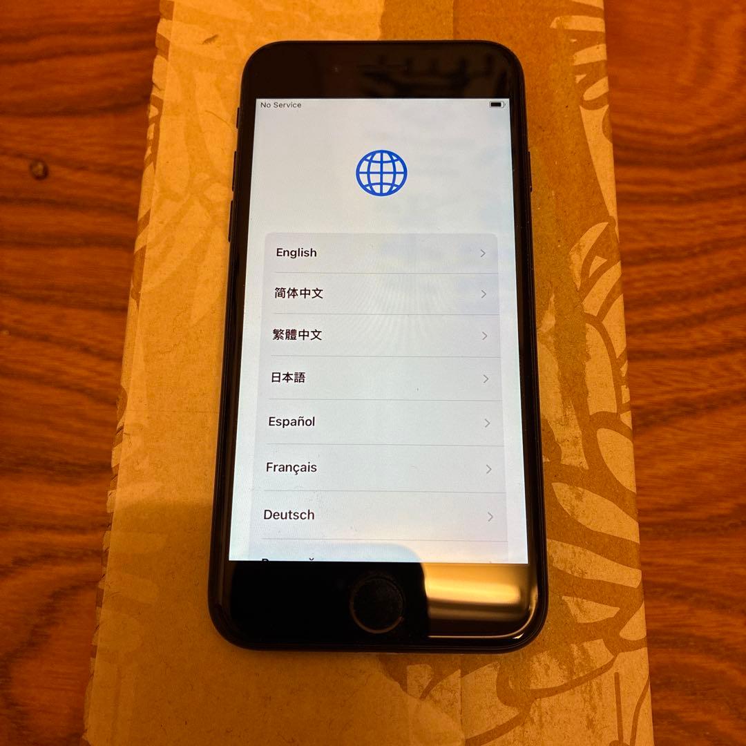 Apple iPhone 7 ブラック　64GB SIMフリー