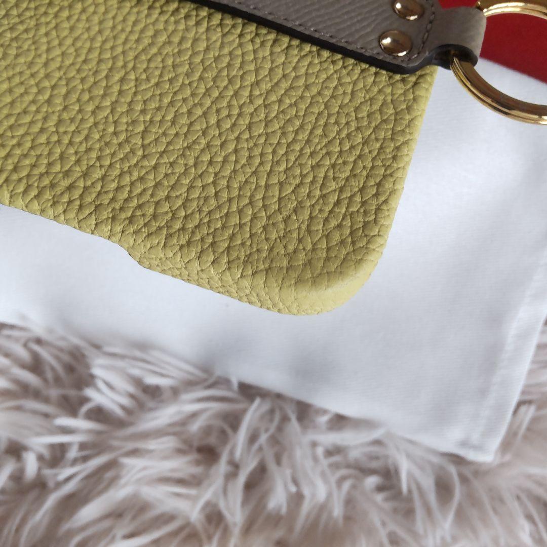 ほぼ新品✨ボナペンチュラ✨iphone17pro✨イエロー✨グレージュ✨ハンドル