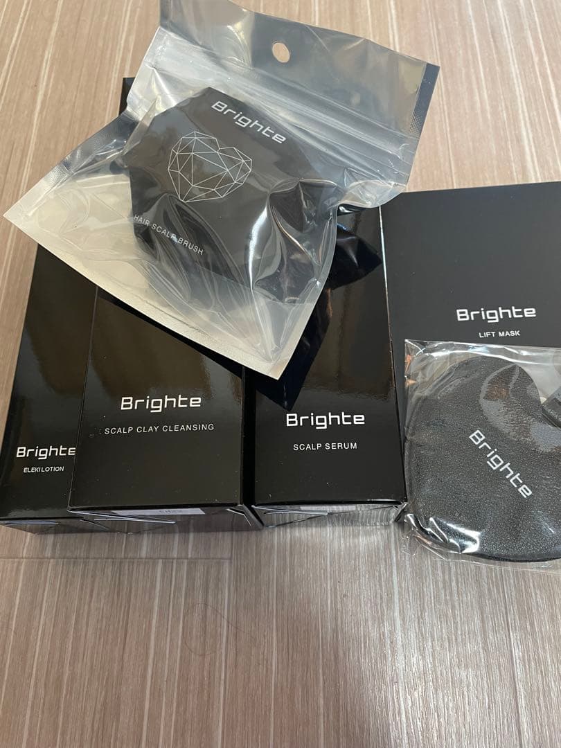 Brighte ELEKI BRUSH + ピンク福袋セット　完全未開封、未使用