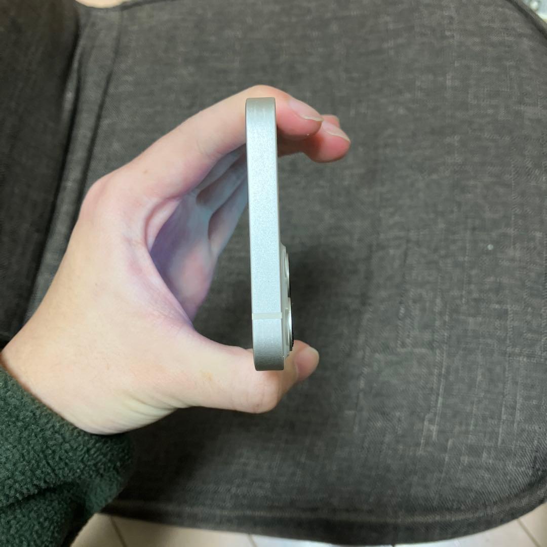 かなり美品 iPhone 13 128GB simフリー