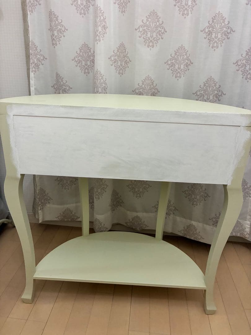 半円形　コンソール　高さ78cmヨコ80cm奥行38cm 白家具　姫系　猫脚