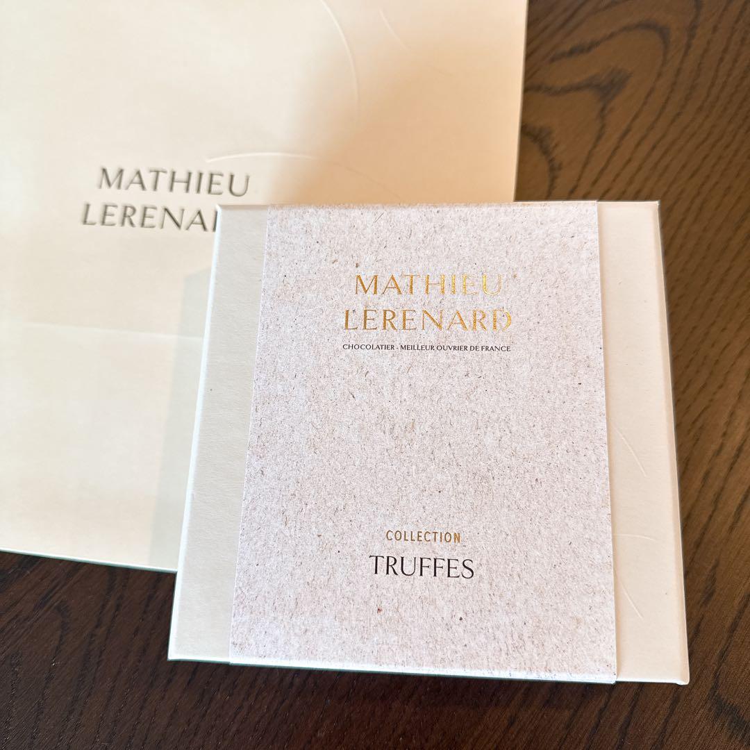 天*e様 【新品未開封】マチュー・ルルナール　アソルティマン トリュフ 16P