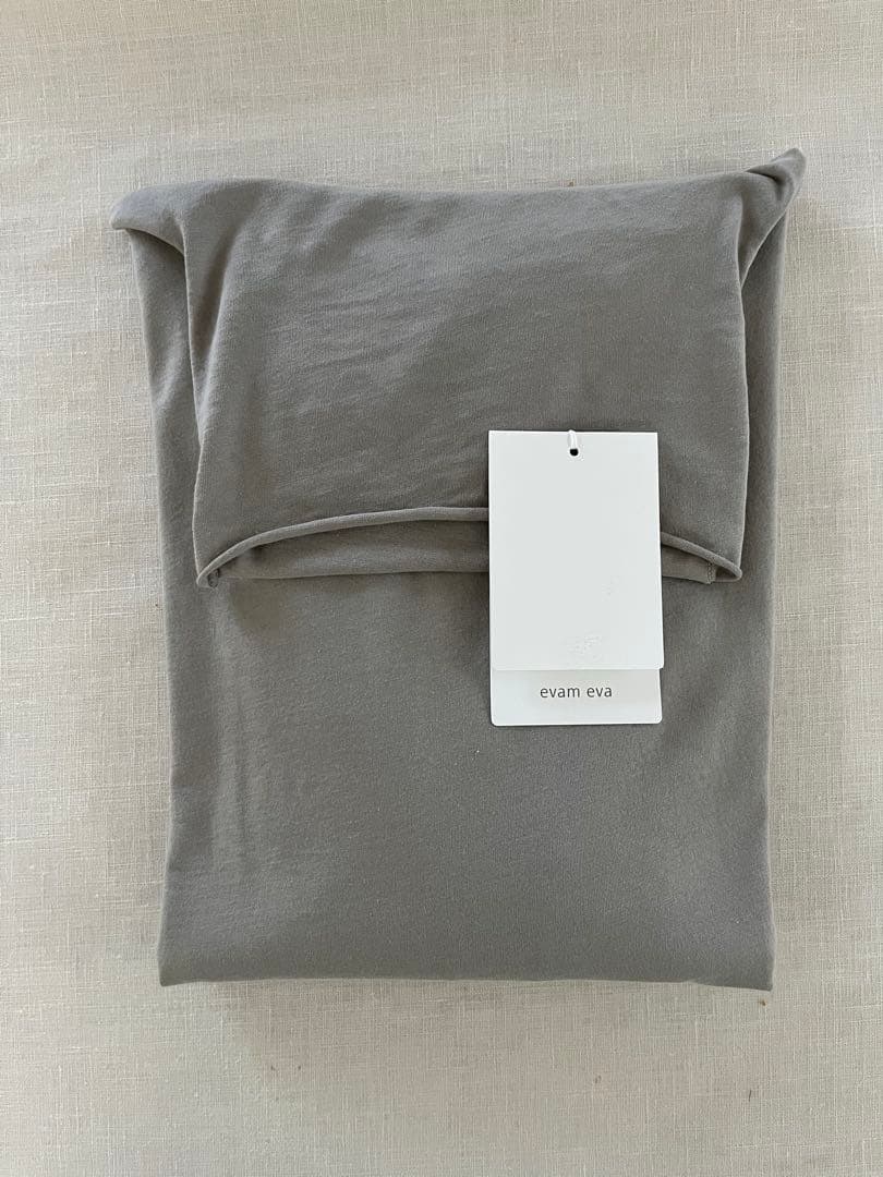 トップス evam eva