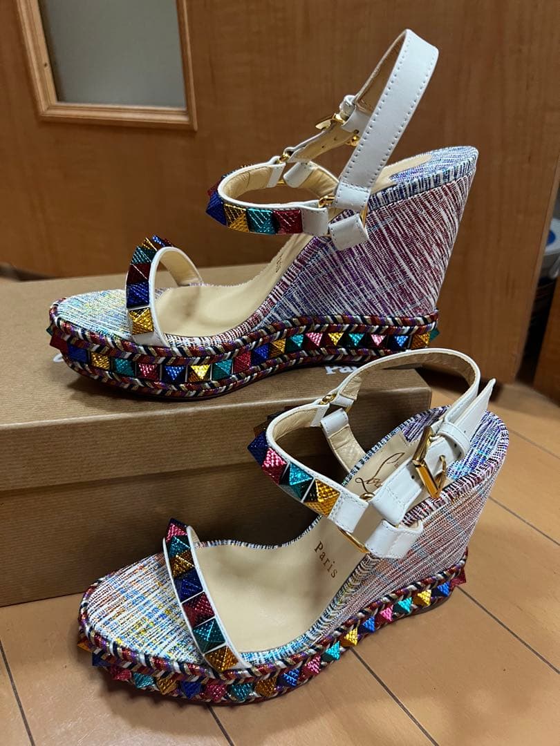 クリスチャンルブタン未使用サンダル