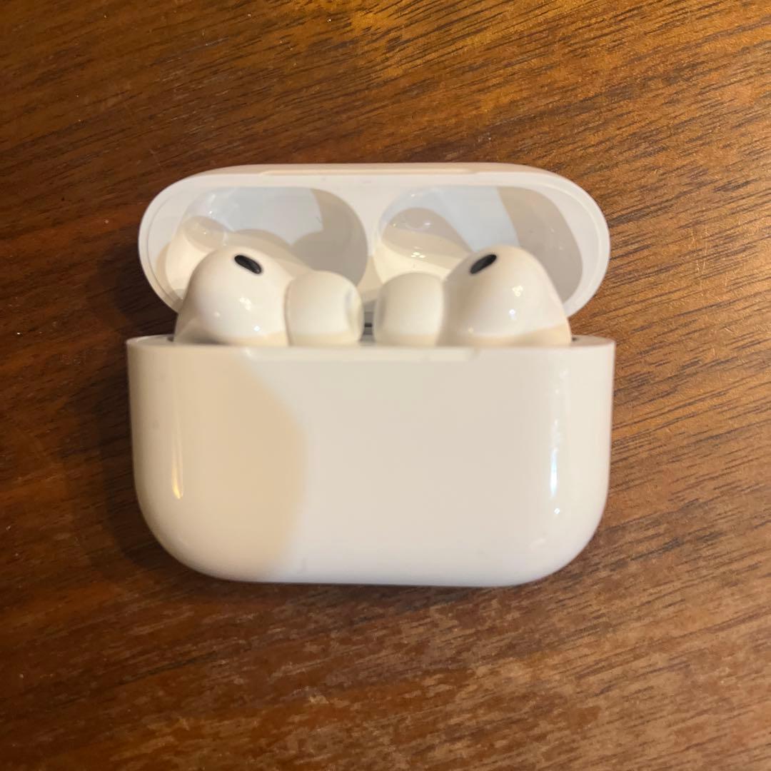 美品　AirPods Pro3 本体　ケース付き　 （動作確認済み）限定保証あり