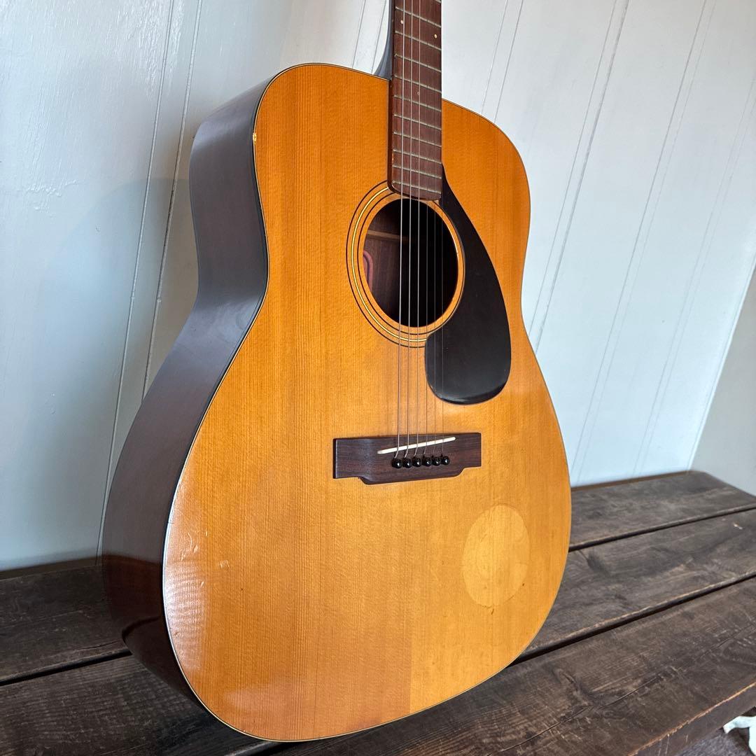 ヤマハ FG140 赤ラベル 8桁シリアル YAMAHAロゴ ジャパンビンテージ