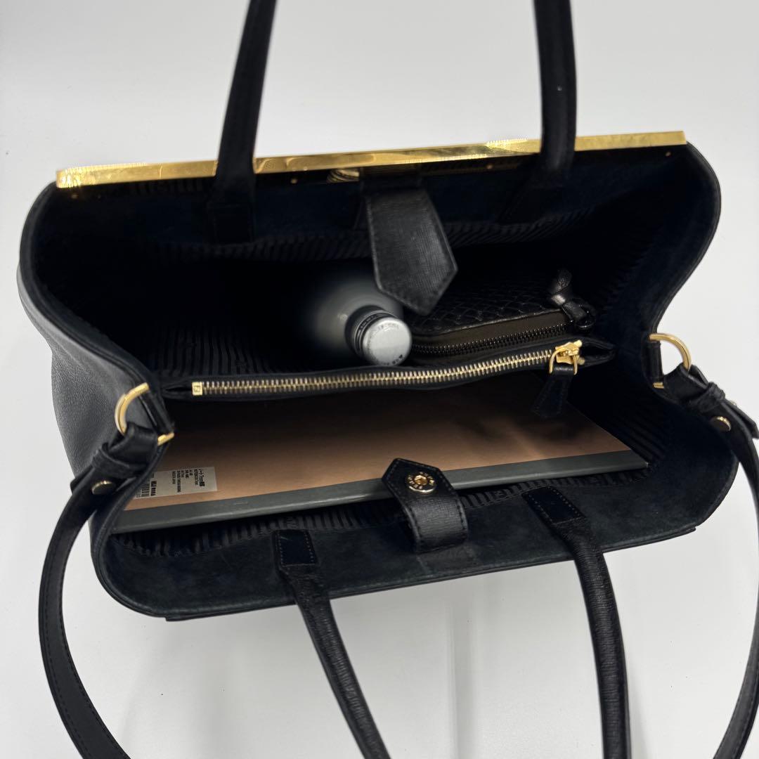 フェンディ トゥージュール レザー トート ショルダーバッグ ビジネスバッグ 黒