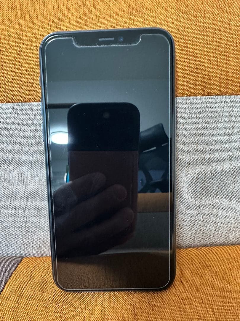 Apple iPhone 11 Pro ミッドナイトグリーン 本体