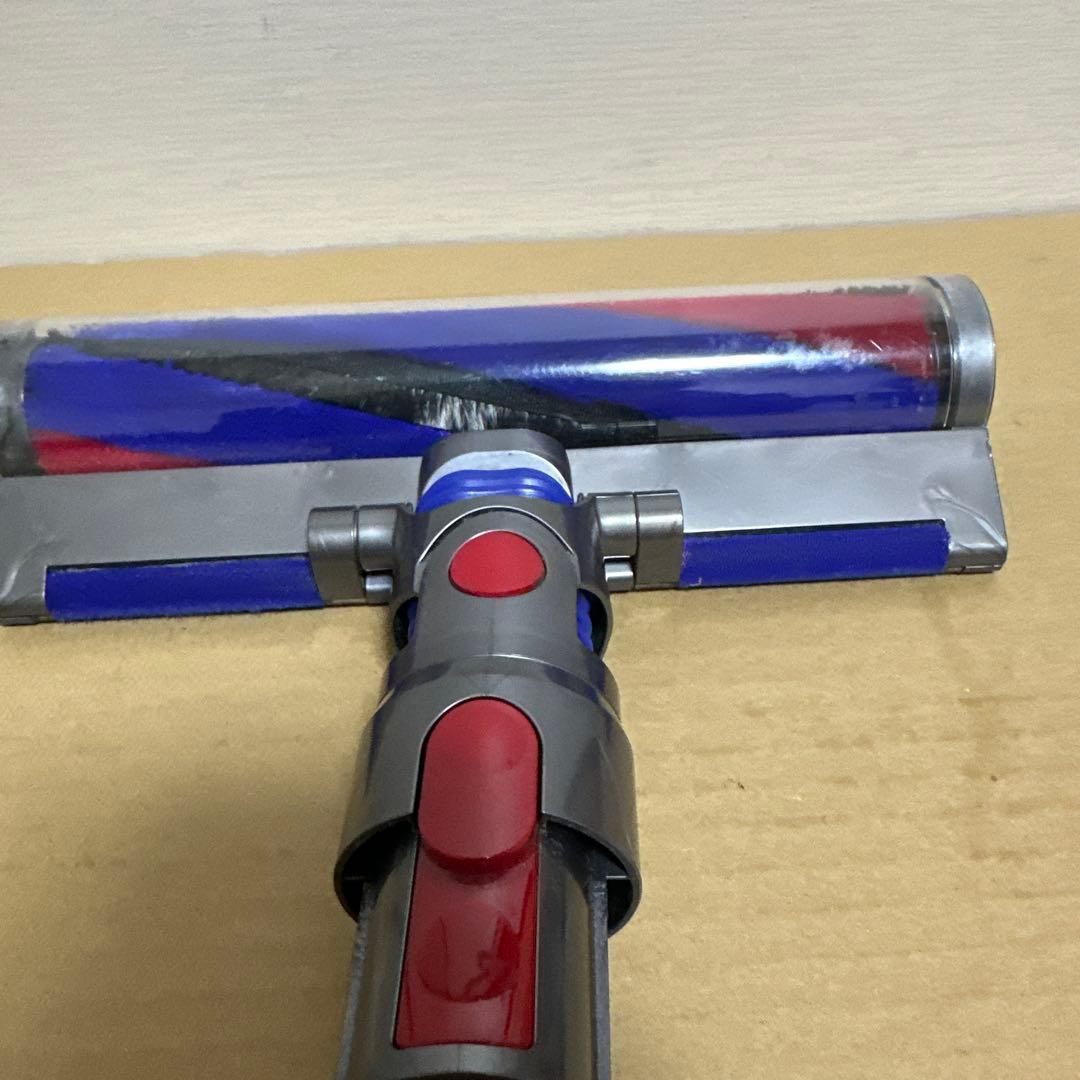 美品　ダイソンV8 SV10K Slim スリムソフトローラーヘッド354531
