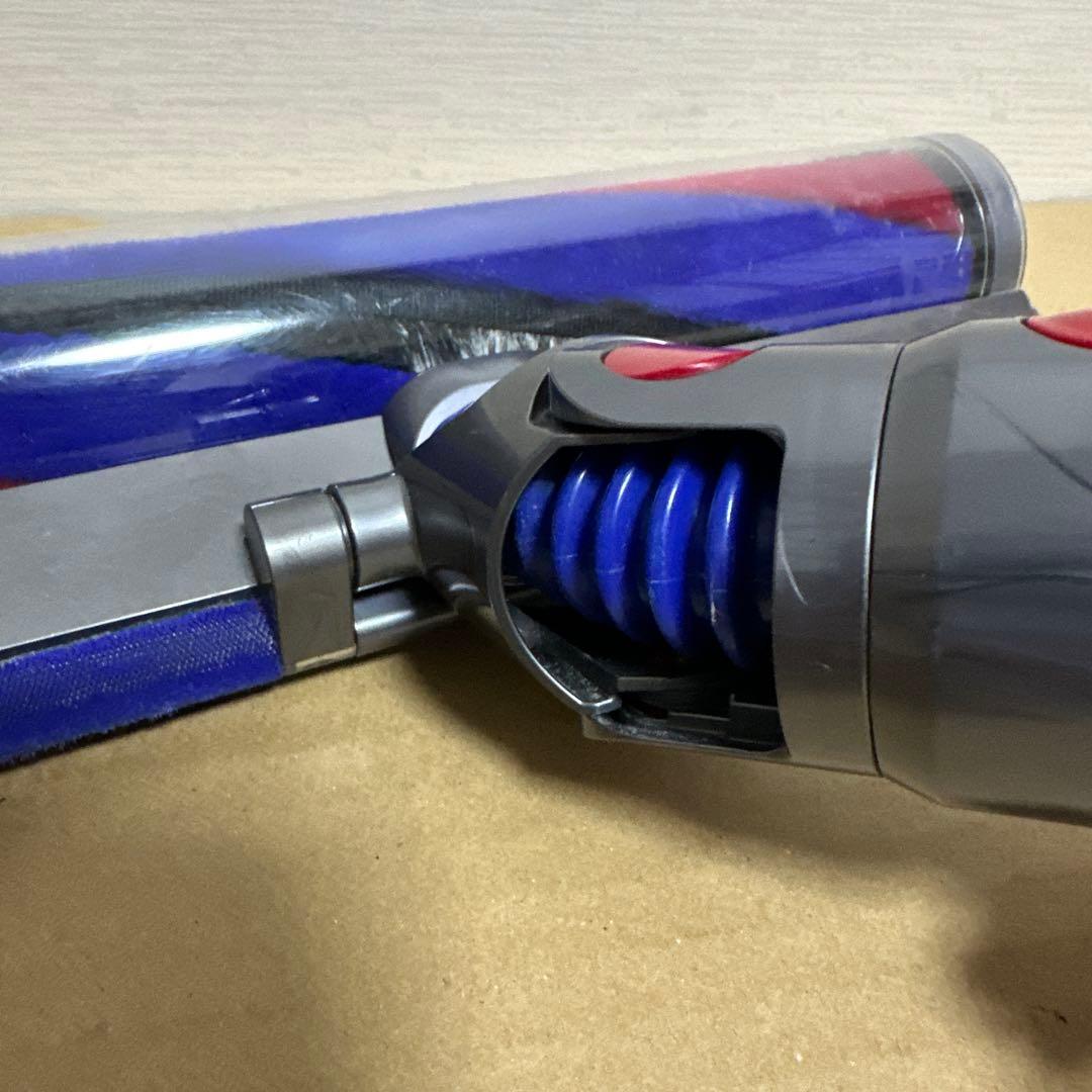 美品　ダイソンV8 SV10K Slim スリムソフトローラーヘッド354531
