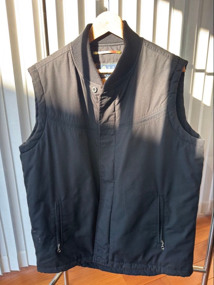 ダービーオブサンフランシスコ　ダービーベスト　ブラック×ゴールド　M