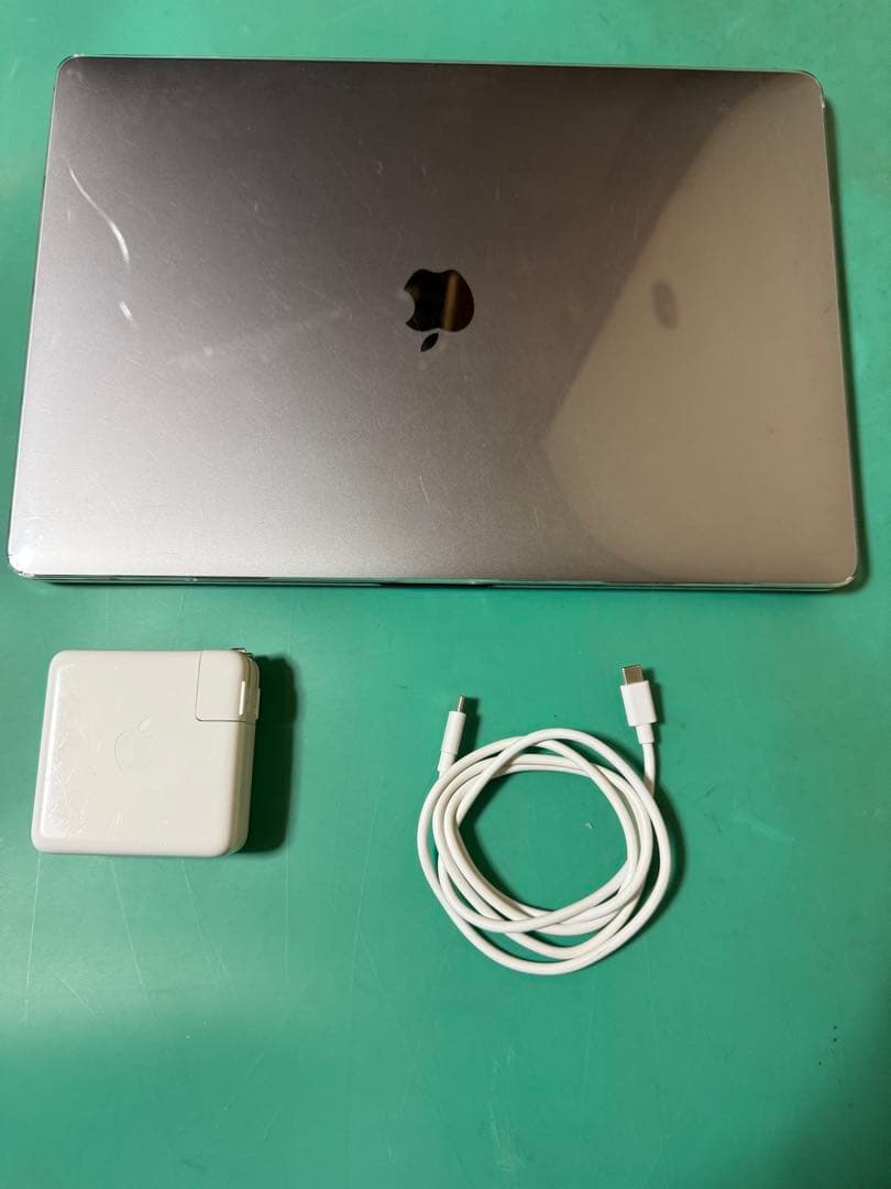 MacBook Pro 16インチ2019