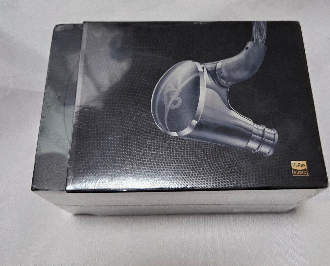 ☆Whizzer 有線イヤホン Kylin HE03AL 新品未使用☆