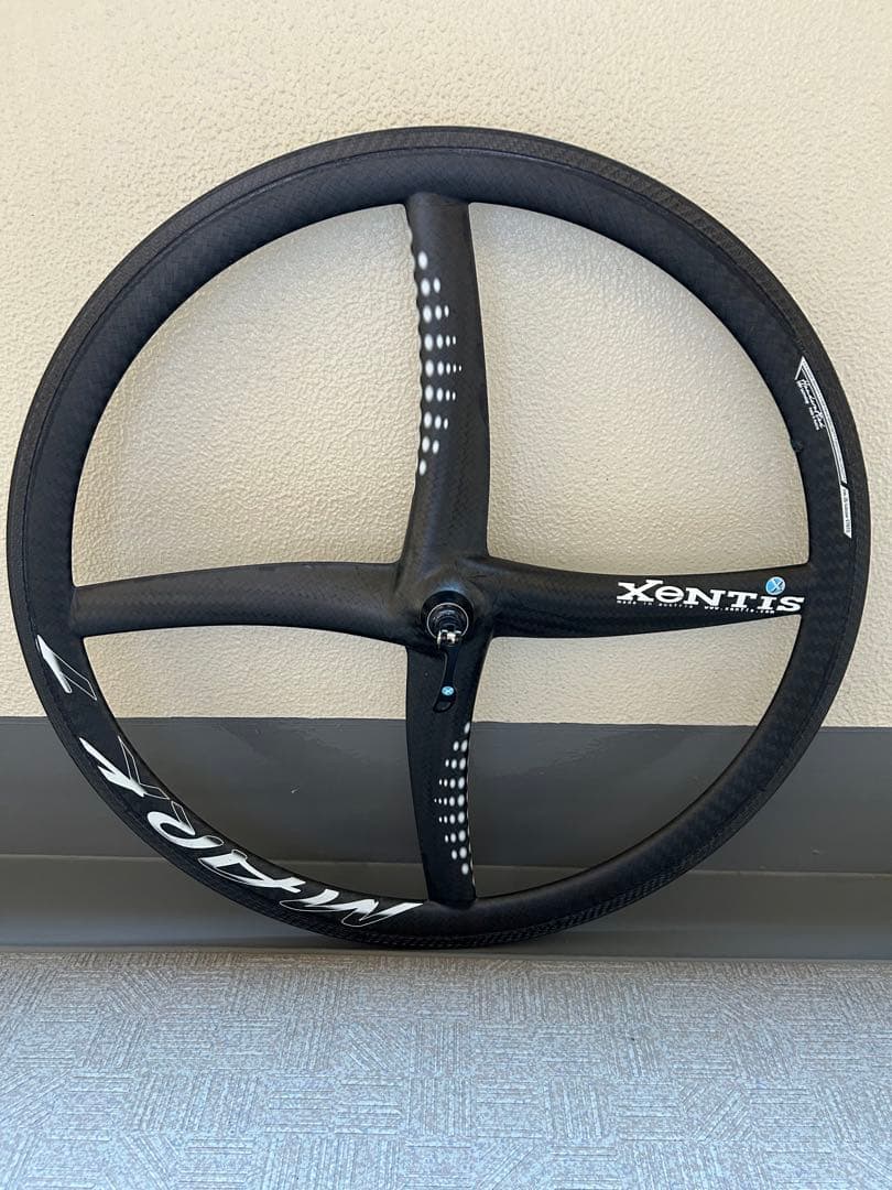 J*様 Xentis MARK1 カーボンホイール　フロント　バトンホイール