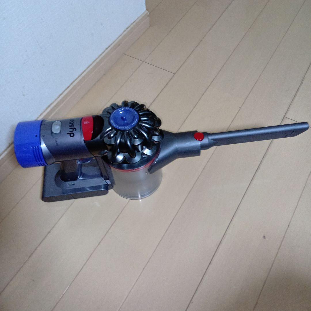 送料込　美品　V8SV10Kスティック&ハンディクリーナー　 充電器他31分稼働