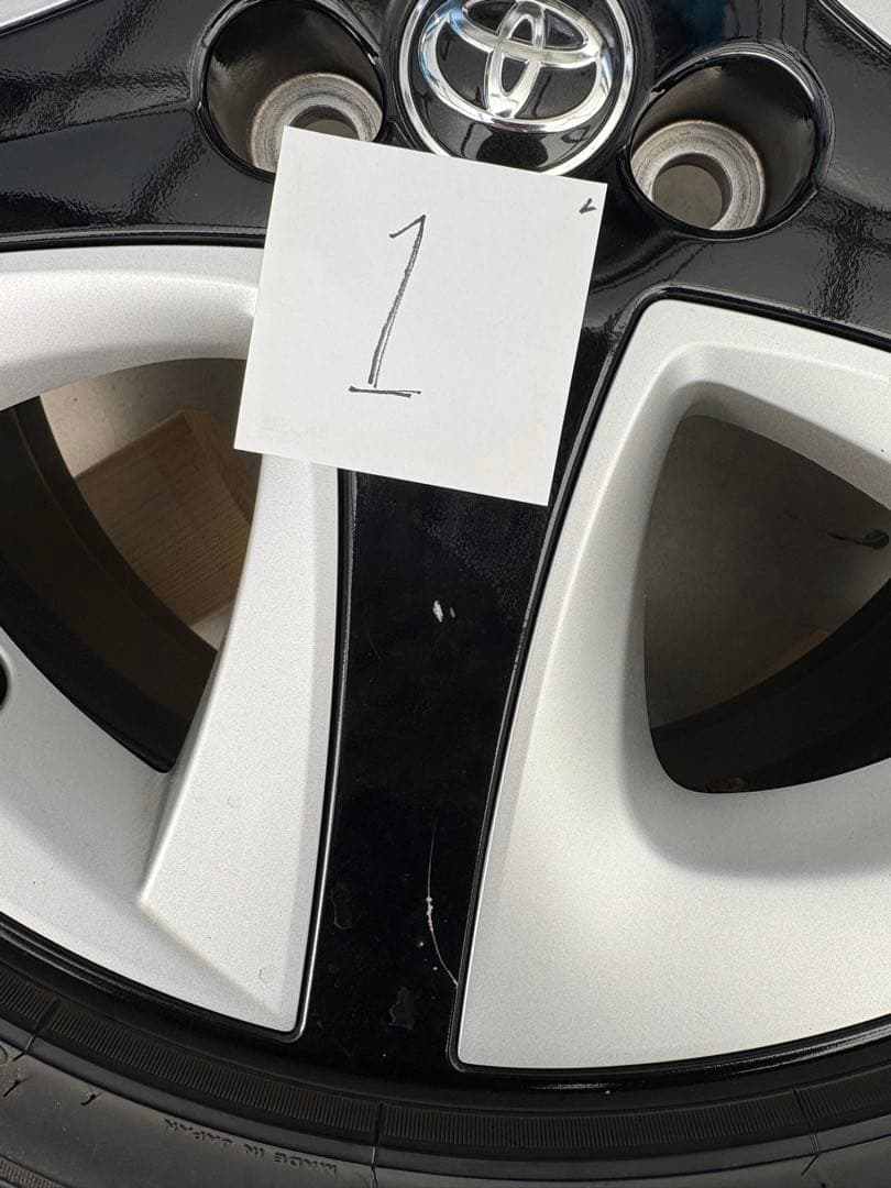 50プリウス 純正ホイール　17インチ