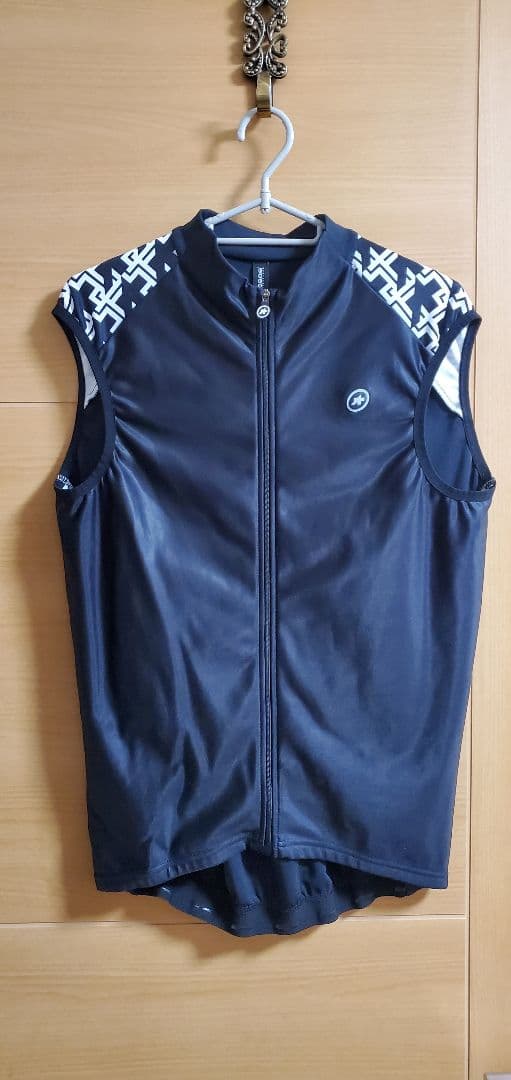 ASSOS スプリングフォールベスト