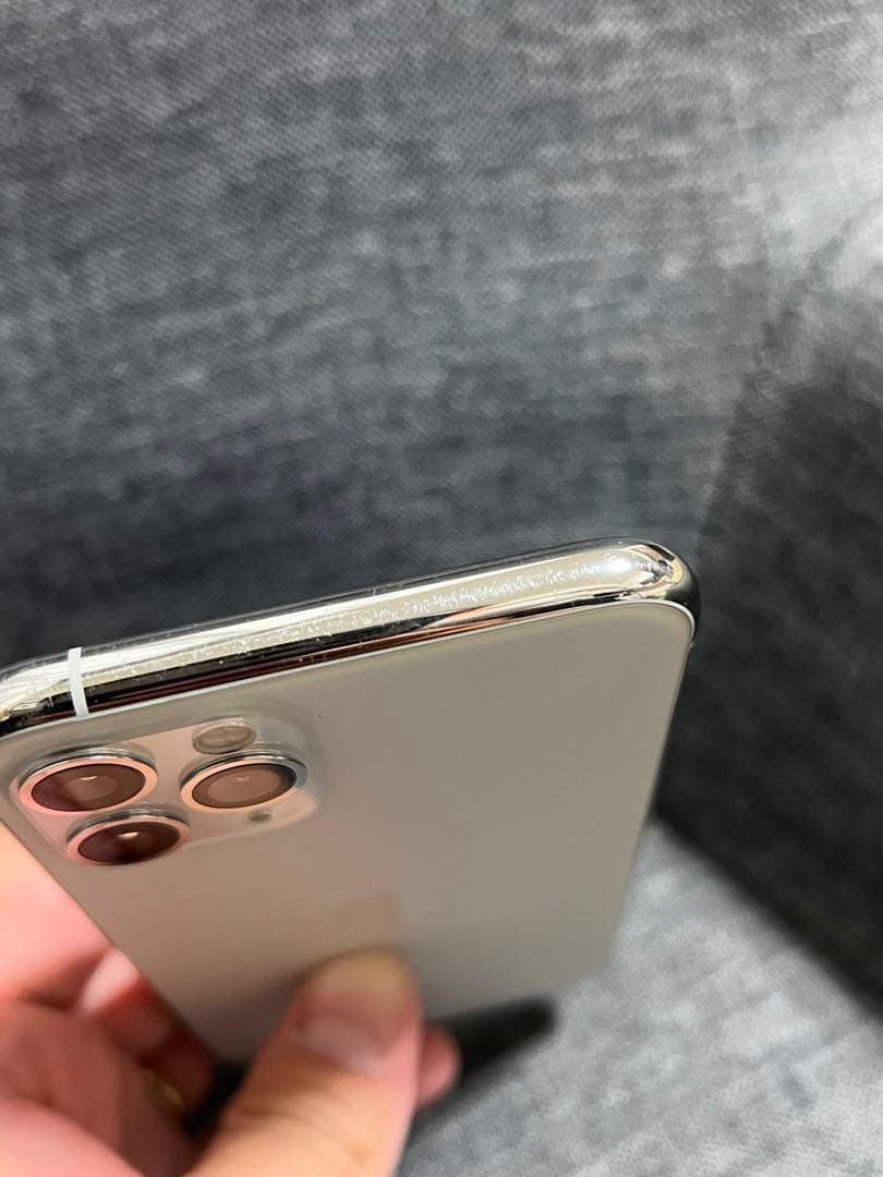 コスパ最強　iPhone 11Pro 256GB シルバー　SIMフリー