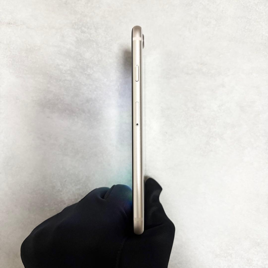 美品 iPhone SE 第3世代 64GB ホワイト バッテリ100% 262