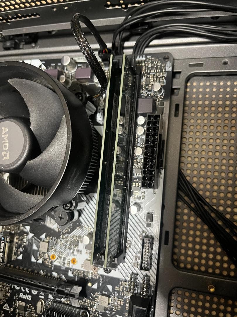 Ryzen2600＋B450M＋16GB のマザーボードセット