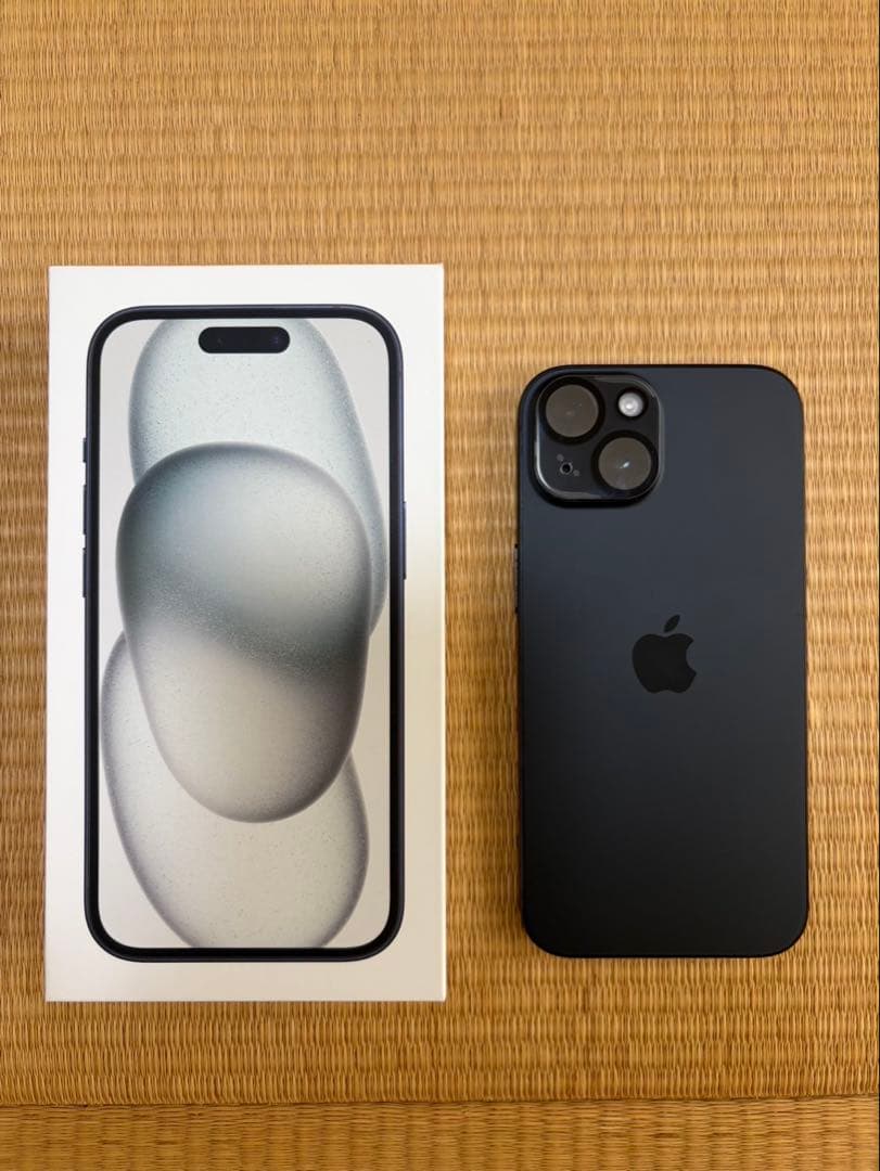 iPhone 15 ブラック128GB 国内版SIMフリー 最大容量約90%
