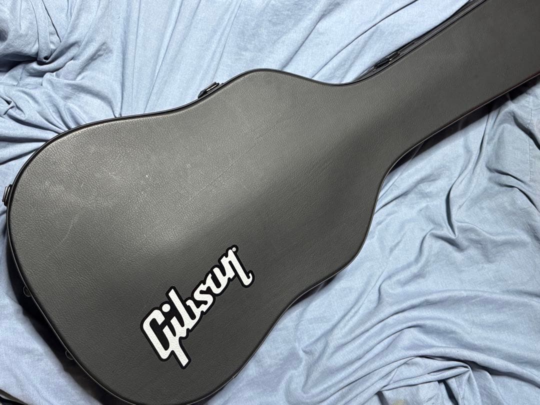 五*星様 GIBSON GUARANTEED J45 STUDIO WALNUT