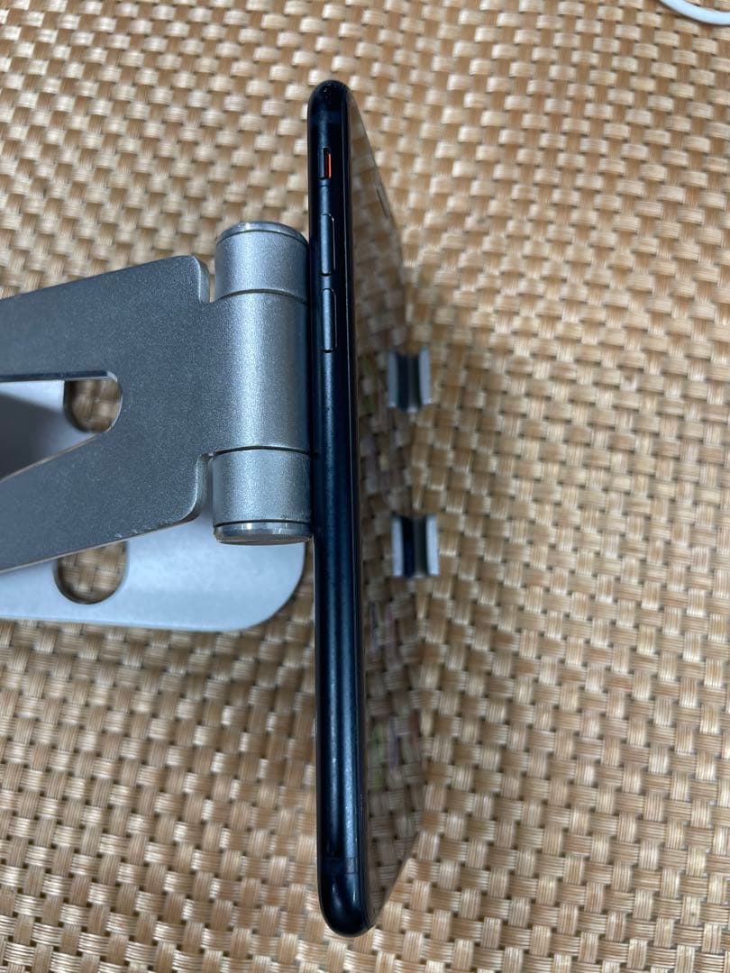 iPhone SE 第3世代 64 GB ミッドナイトSIMフリー【5460】