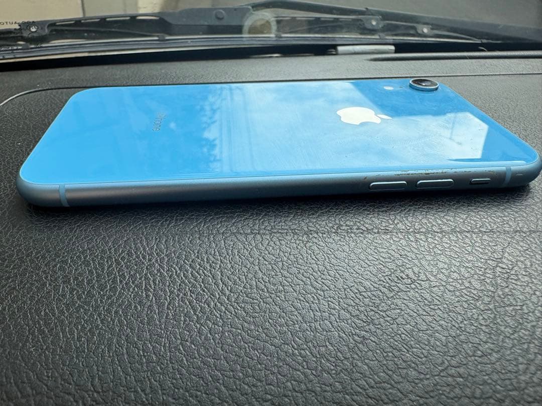 iPhoneXR 64GB ブルー　バッテリー残量82%