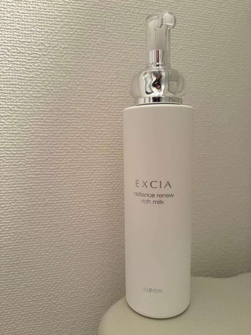 ⭐️箱無し新品未使用⭐️EXCIA ラディアンスリニュー リッチミルク➕サンプル
