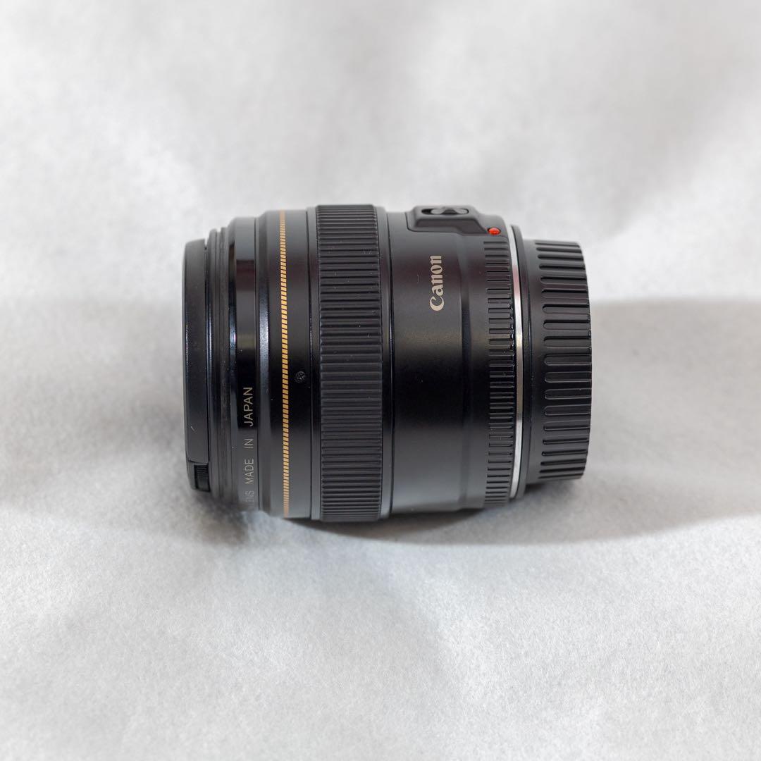 Canon EF 85mm f/1.8 USM レンズ　【中古】