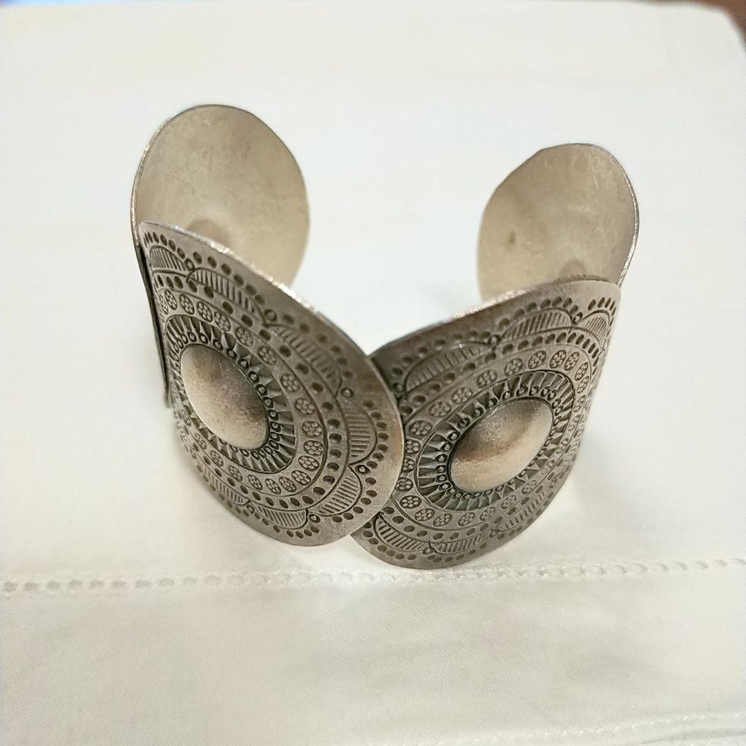 ヤーカ yarka カレンシルバー バングル