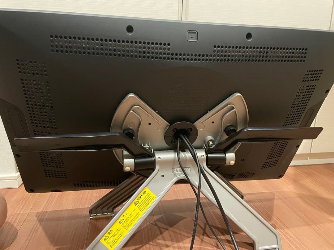 Cintiq 22HD DTK-2200/K1 液晶ペンタブレット wacom