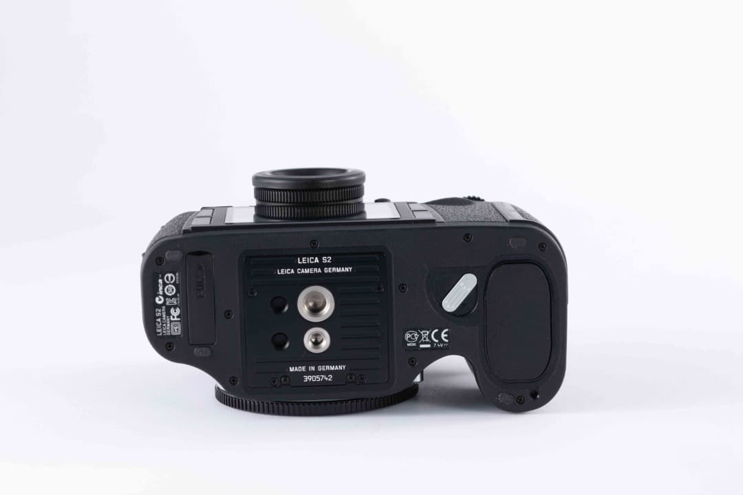 【CCD搭載＋純正テザー/レリーズ付】Leica S2 中判 バッテリー2個