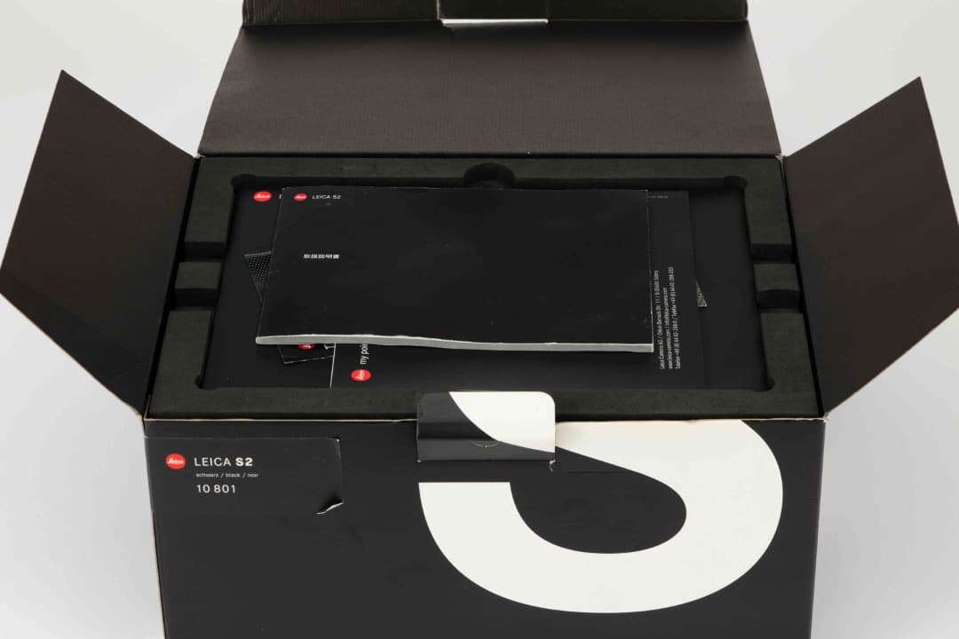 【CCD搭載＋純正テザー/レリーズ付】Leica S2 中判 バッテリー2個