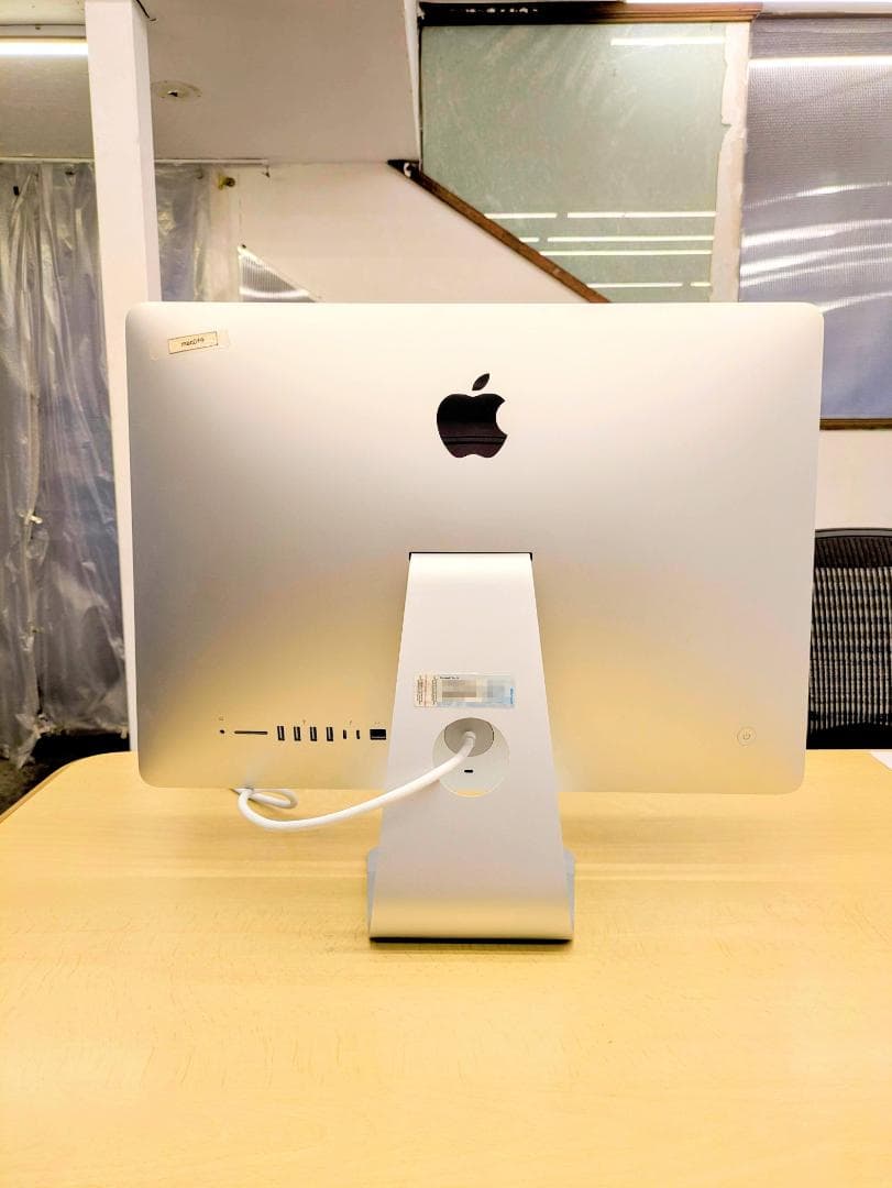 Macデスクトップ iMac18,1 (2017)