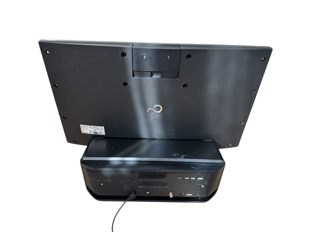 富士通デスクトップ一体型✨第6世代❗️corei7✨大画面❗️SSD搭載❗️win11