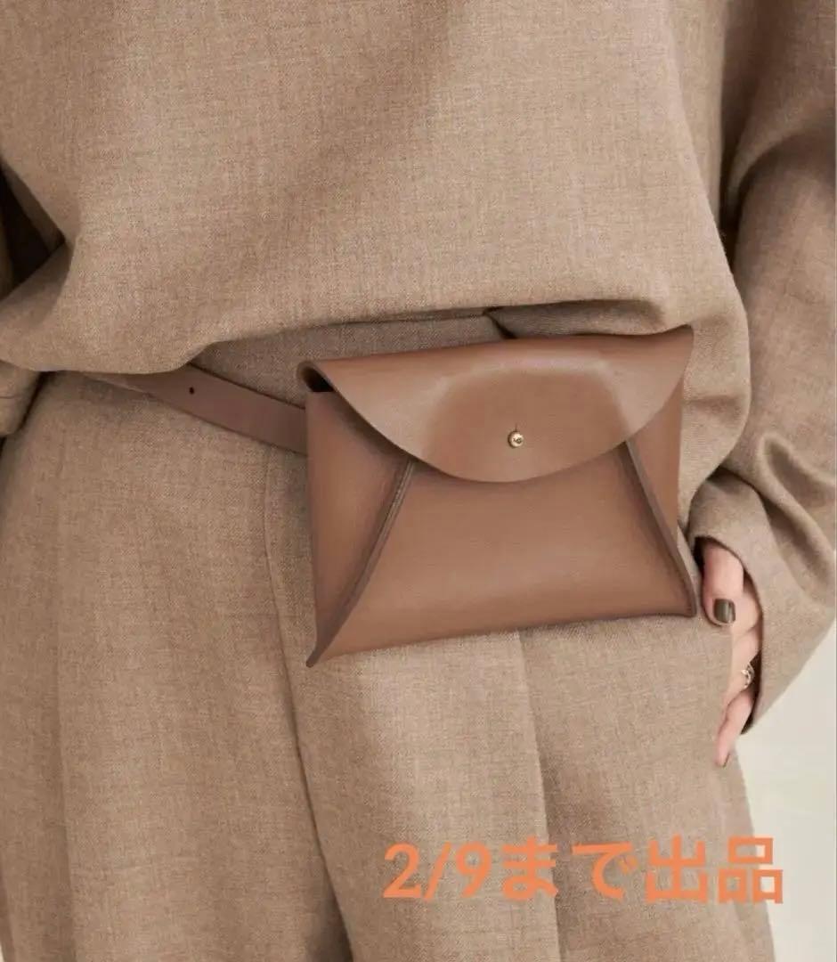 Place MANUELA/マヌエラ ベルトバッグ