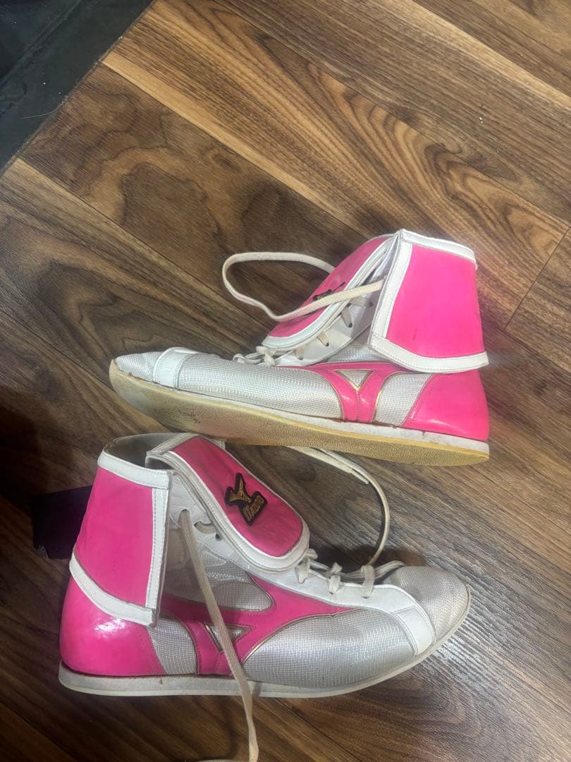 Mizuno ボクシングシューズ ホワイト/ピンク エナメル