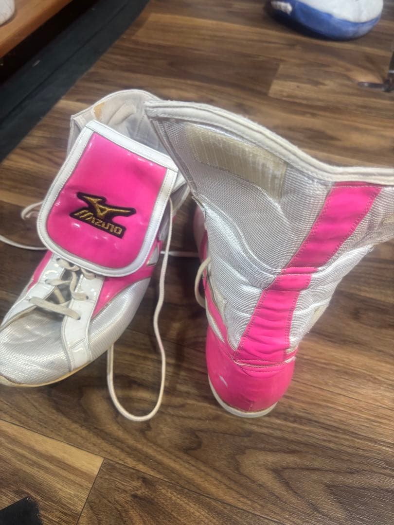 Mizuno ボクシングシューズ ホワイト/ピンク エナメル