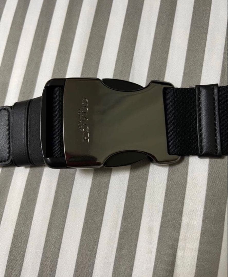 Trường Vũ 様限定 COACH ブラックレザー ショルダーバッグ