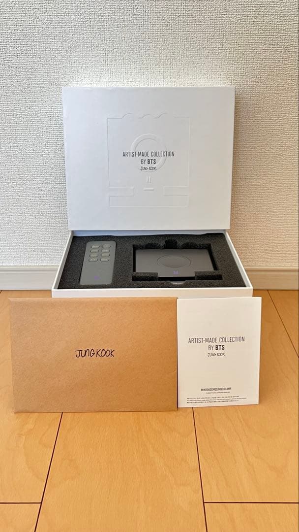 アーティストメイドコレクショングク MIKROKOSMOS MOOD LAMP