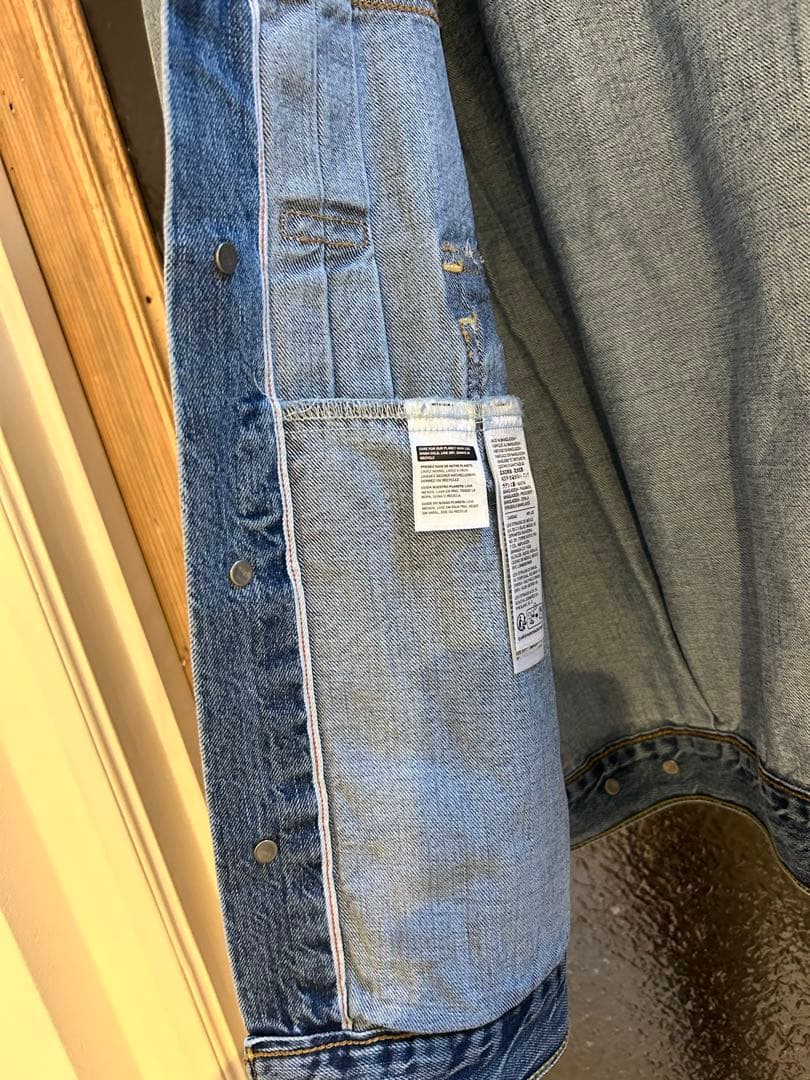 リーバイスTYPEⅡトラッカージャケットリラックスM(日本サイズはL)セルビッチ